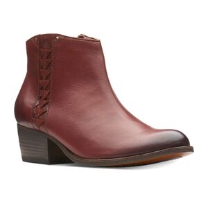 Clark's Maypearl Fawn Boots